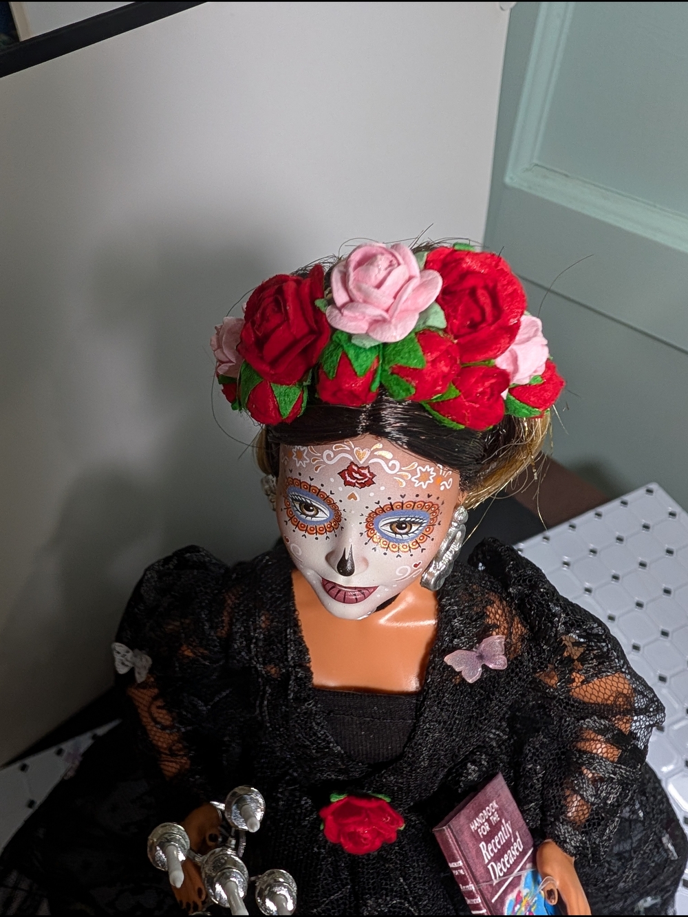 2020 Day Of The Dead Barbie Custom Restyle OOAK - Picture 10 of 12